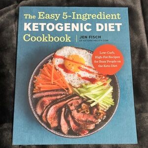 NEW Book: The Easy 5-ingredient Ketogenic Diet Cookbook
